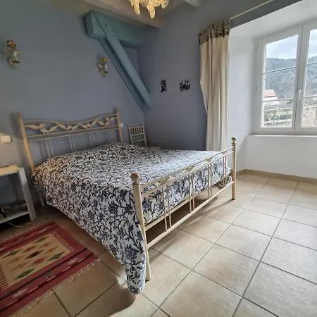 Familial Au Coeur Des Gorges De La Loire Avec Equipements Bebe Et Loisirs Exterieurs - Fr-1-582-238 * Lavoute-sur-Loire