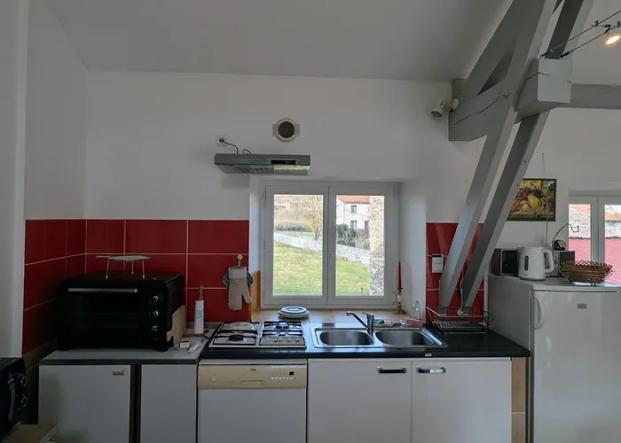 Familial Au Coeur Des Gorges De La Loire Avec Equipements Bebe Et Loisirs Exterieurs - Fr-1-582-238 Holiday home