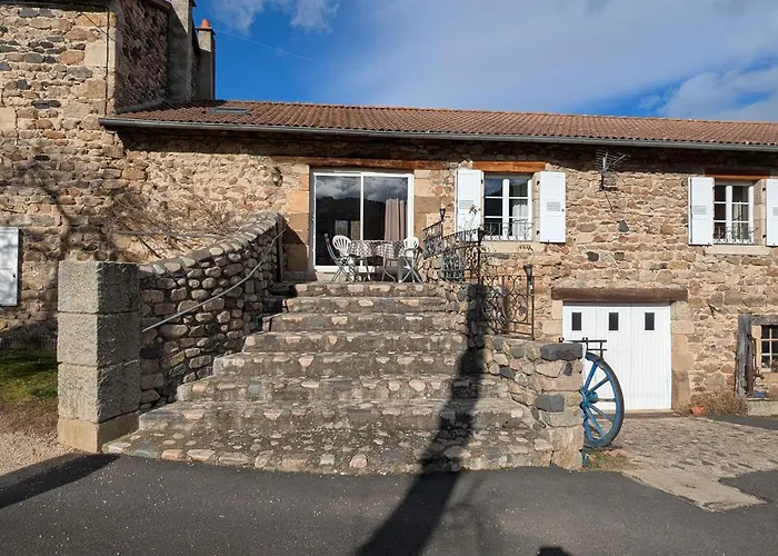 Familial Au Coeur Des Gorges De La Loire Avec Equipements Bebe Et Loisirs Exterieurs - Fr-1-582-238 *